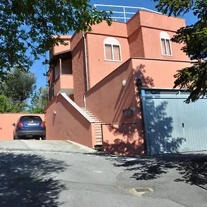 villa-paolina-ceriale-app-4-posti.hotelitalianriviera.com/